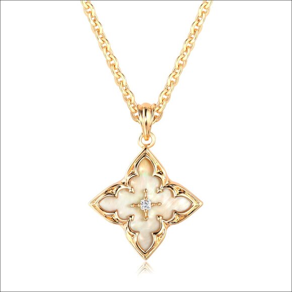 Jewelry - 14K Gold Plated Dainty Clover Pendant Necklace Adjustable Chain Charm
